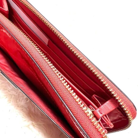 ➡️Coach Wallet Patent Leather Zip Arround Wallet - Picture 5 of 8